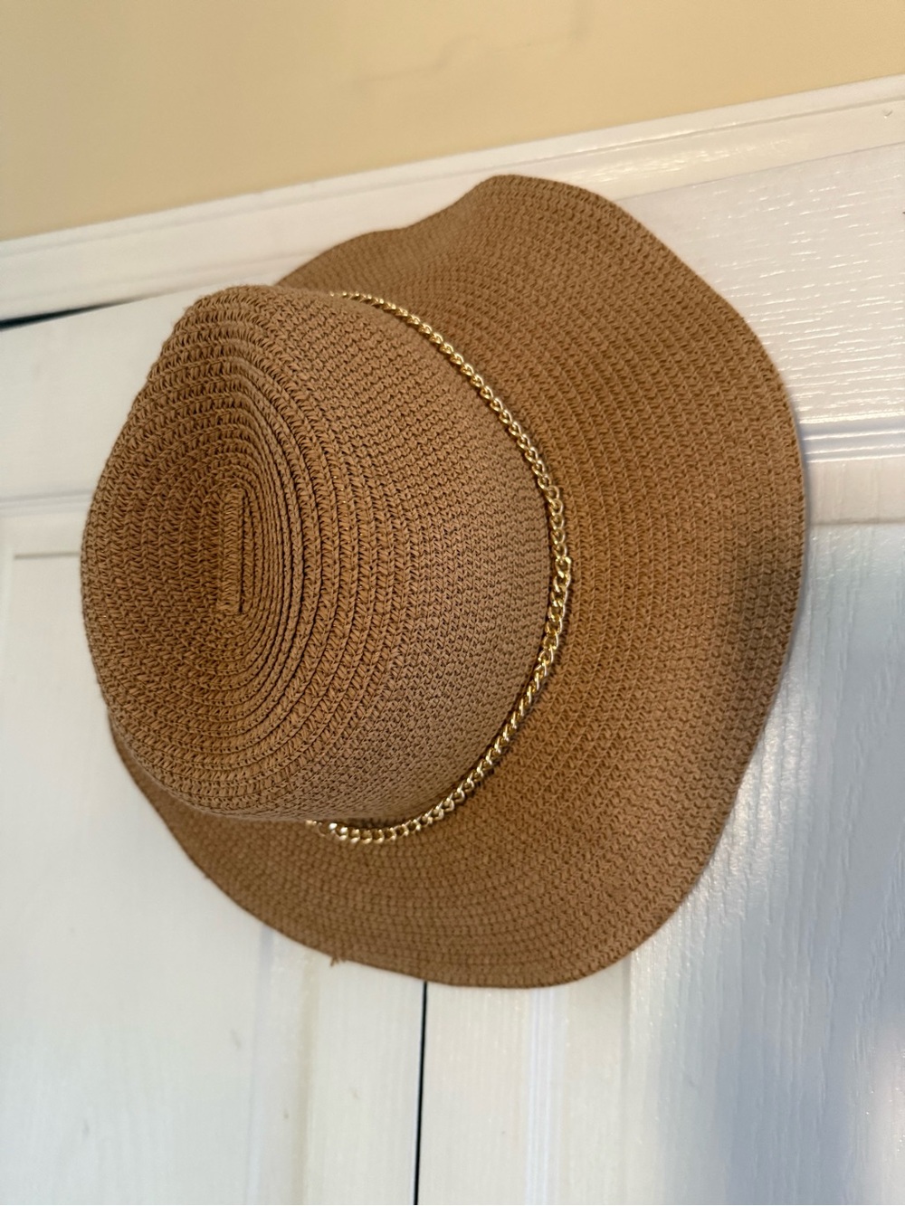 Express Brown Straw Hat with Gold Chain
